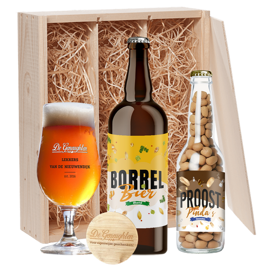 Speciaalbier cadeau Borrel Bier, met Proost Pinda's, glas en gratis opener - 1x75cl, 1x220gr